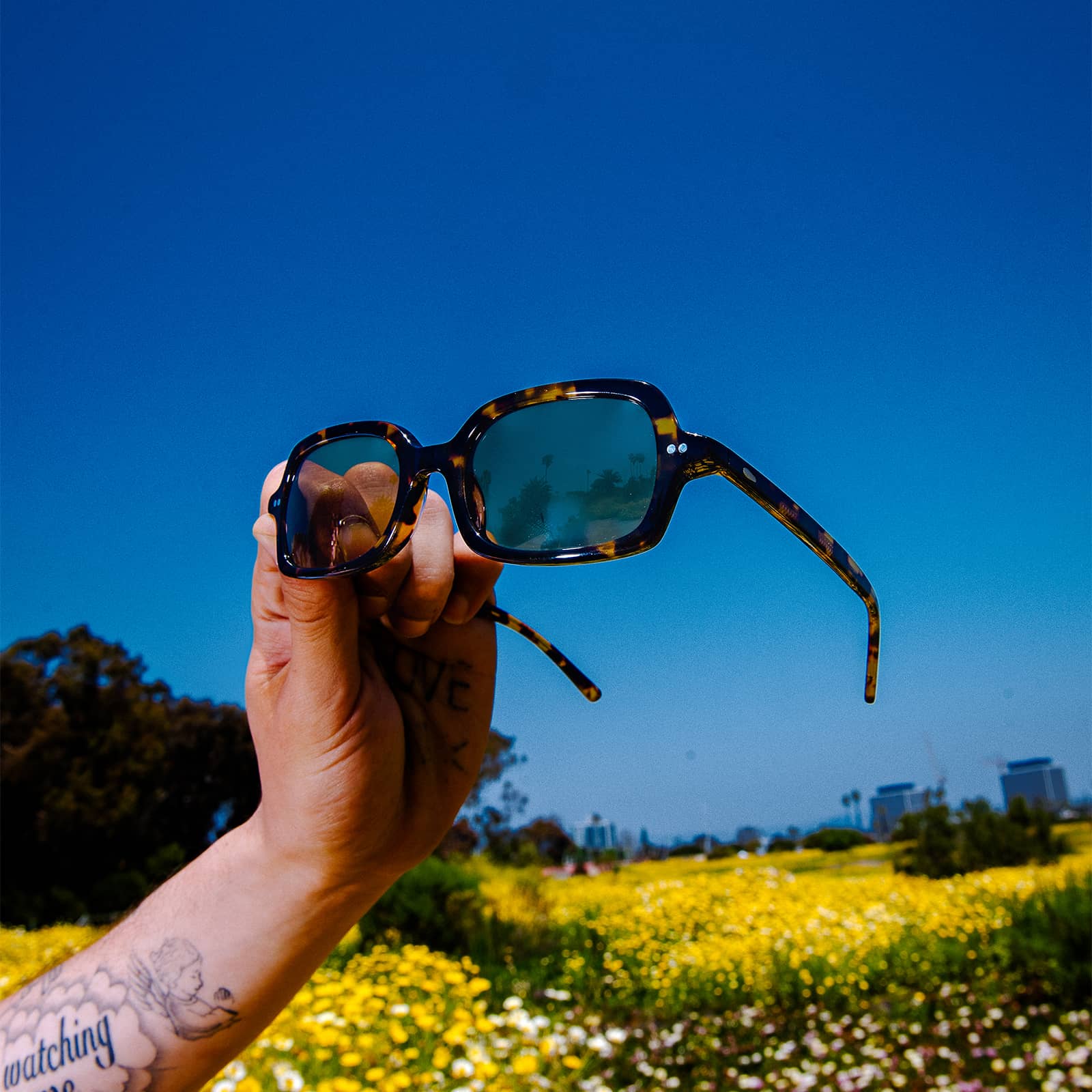 Hawaiian Spring Golden Metal Frame with UV400 Sunglasses | Sunglasses Shipy