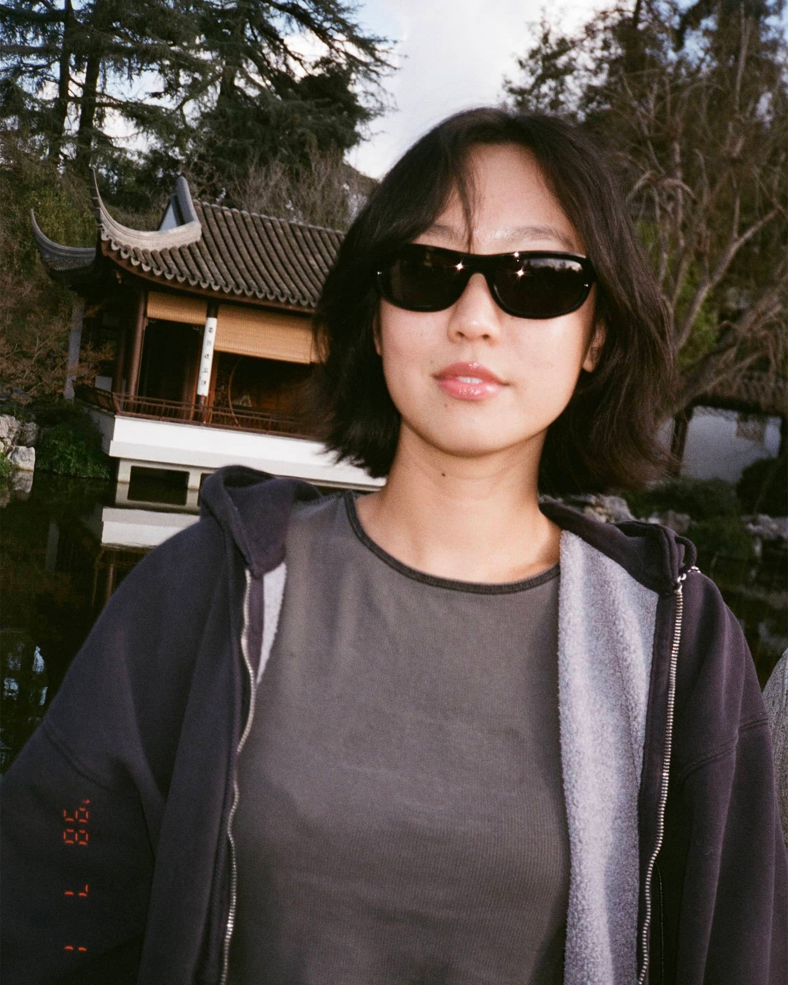 -The Chaos Vault - Black Bio Polarized-7