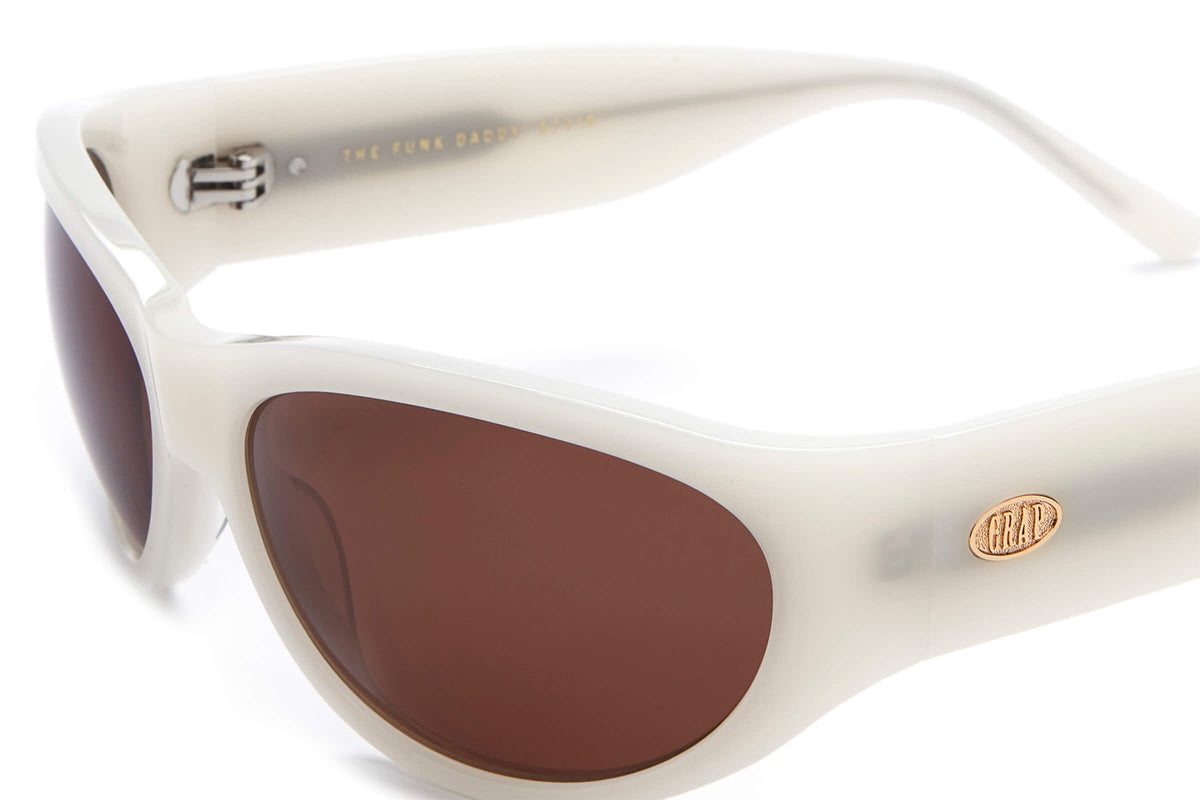 White outlet dad sunglasses